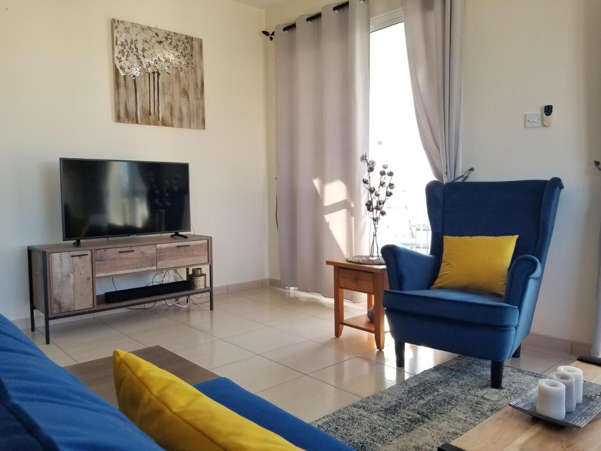 Penthouse Apartment Universal Paphos Exterior photo